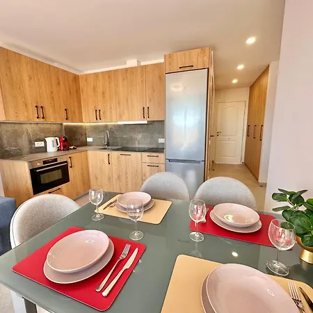 Sunset 6 & Heated Pool Apartment *